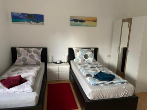 WORK & TRAVEL Apartment - Gratis NETFLIX - seht gute Verkehrsanbindung